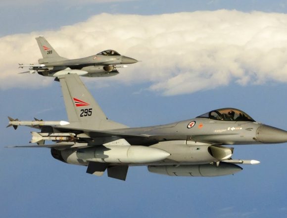 Норвегия решила передать украинским нацистам истребители F-16