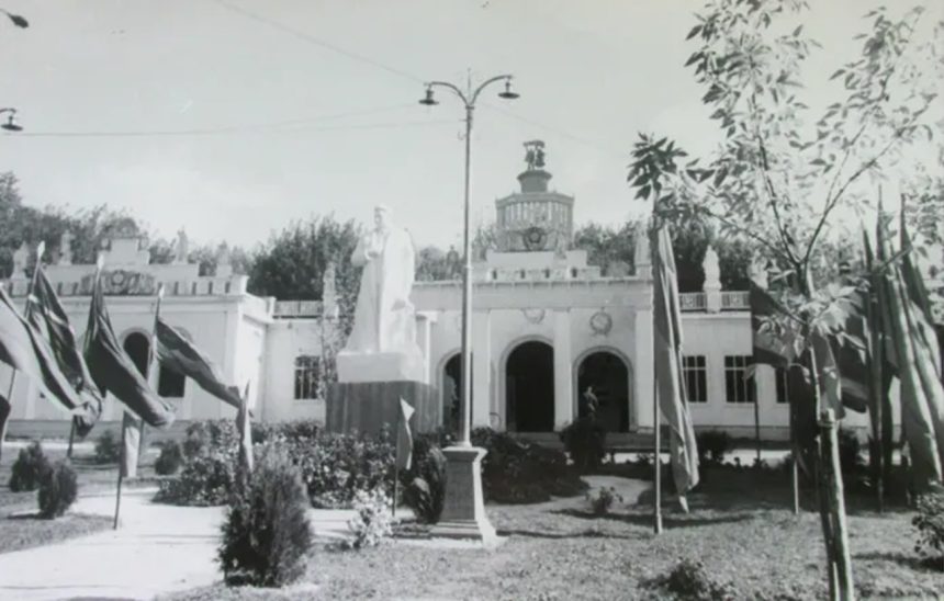 c05ecac33a0ea60658fd918ccff69c912b4aa091 Малые украинские “ВДНХ”