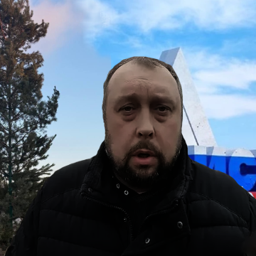 Жители Лисичанска озадачились пропажей новогодней ёлки