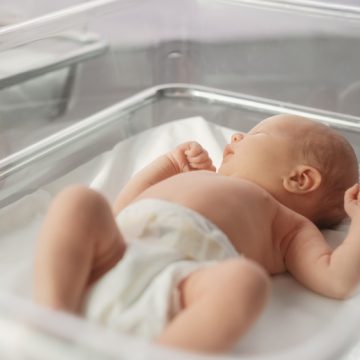 99 россиян родилось в ЛНР