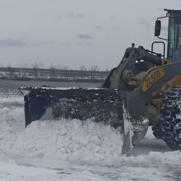 🚜336 единиц спецтехники привлечено для борьбы с гололедицей на автодорогах в ЛНР