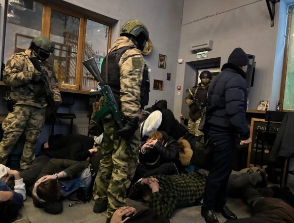 ФСБ пресекло проведение сборища нацболов* на юге России