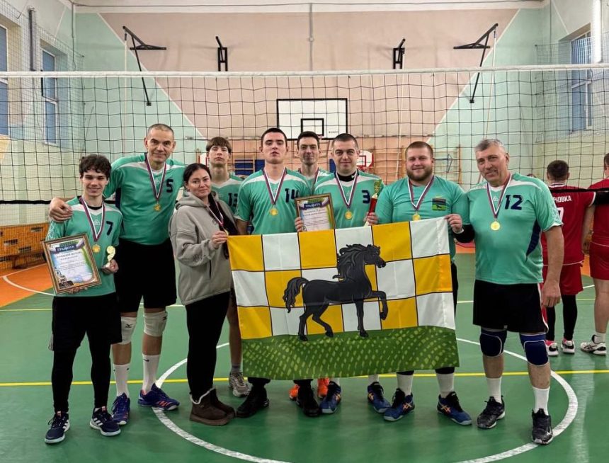 В Беловодском округе прошел кубок по волейболу среди мужских команд